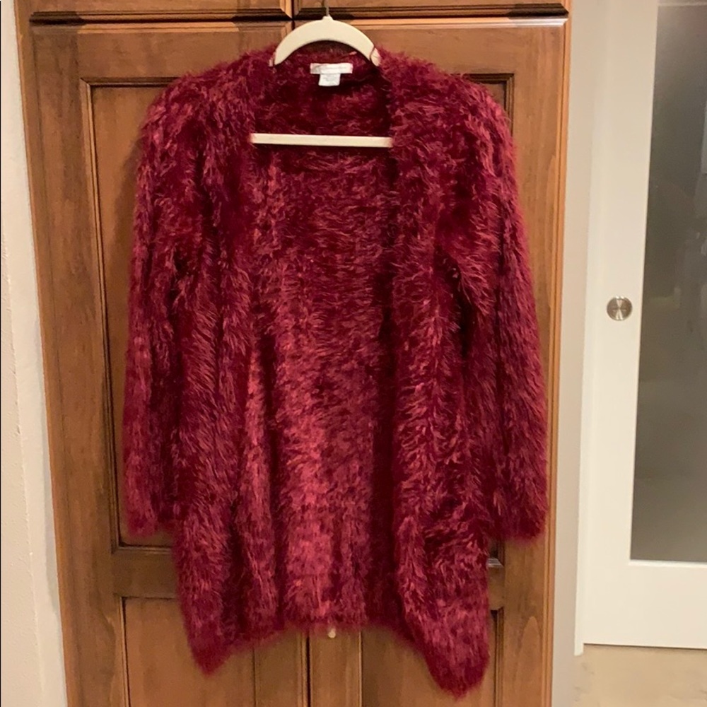 Super soft merlot colored cardigan by Glamorous